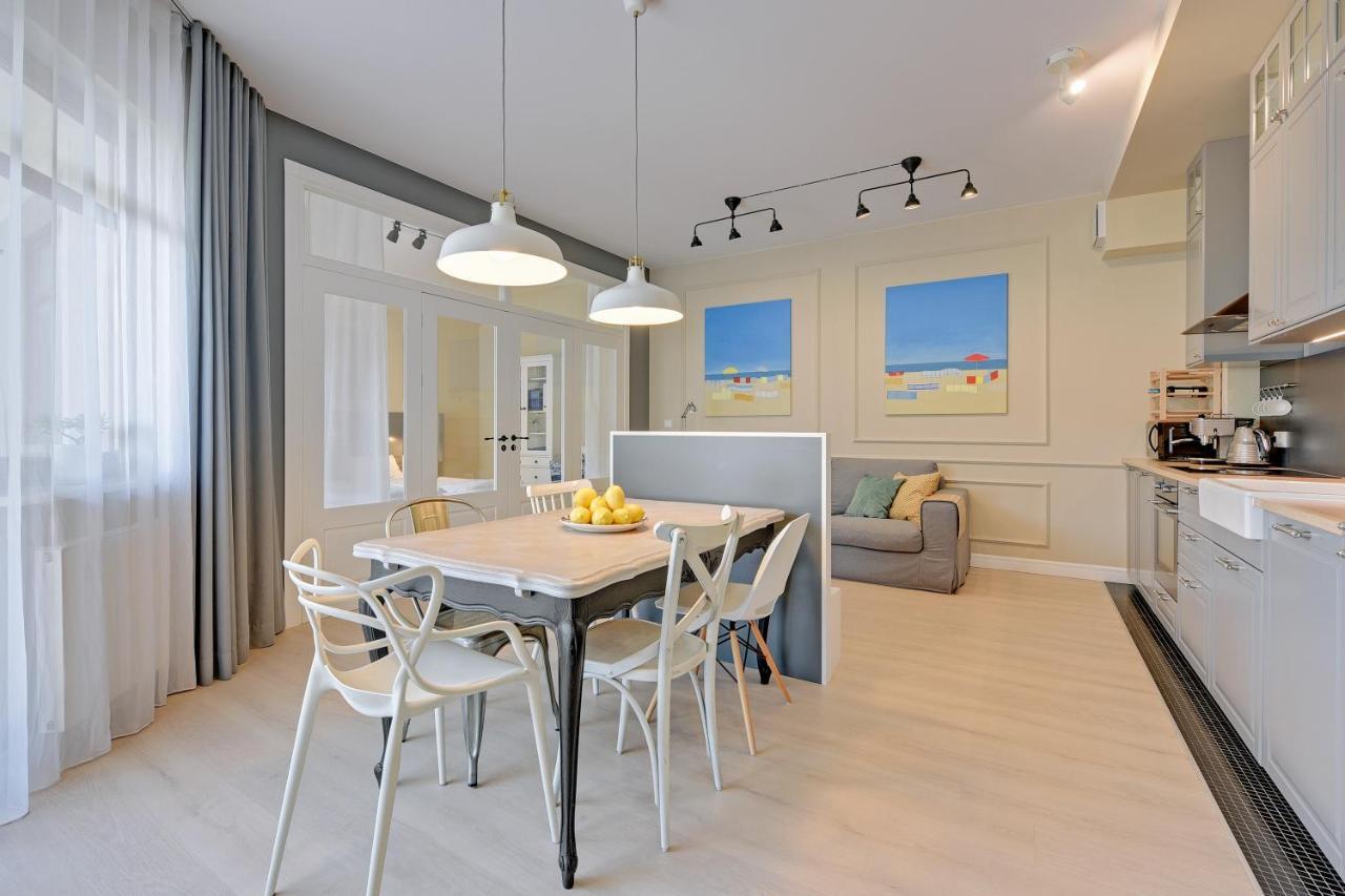 Dom & House Apartment Neptun Park Comfort Гданьск Экстерьер фото
