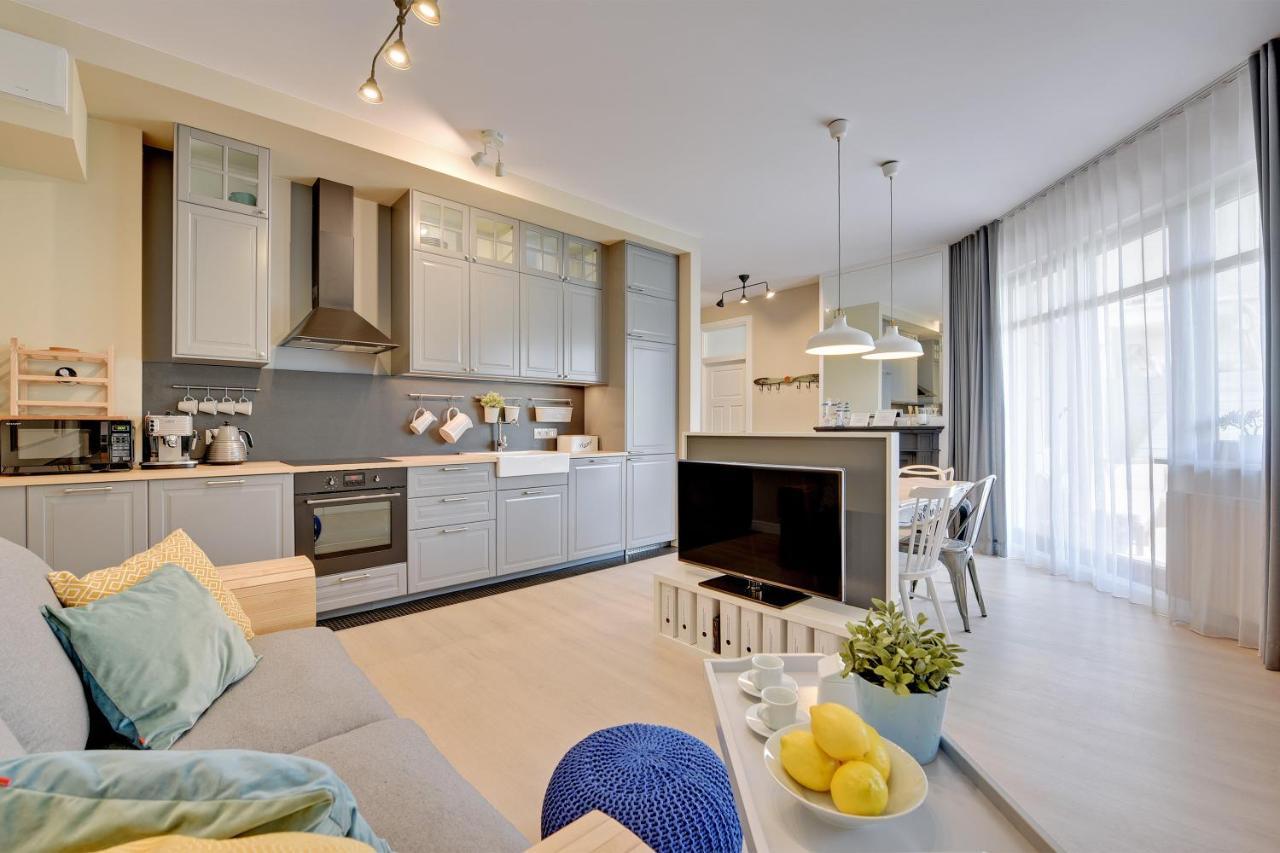 Dom & House Apartment Neptun Park Comfort Гданьск Экстерьер фото